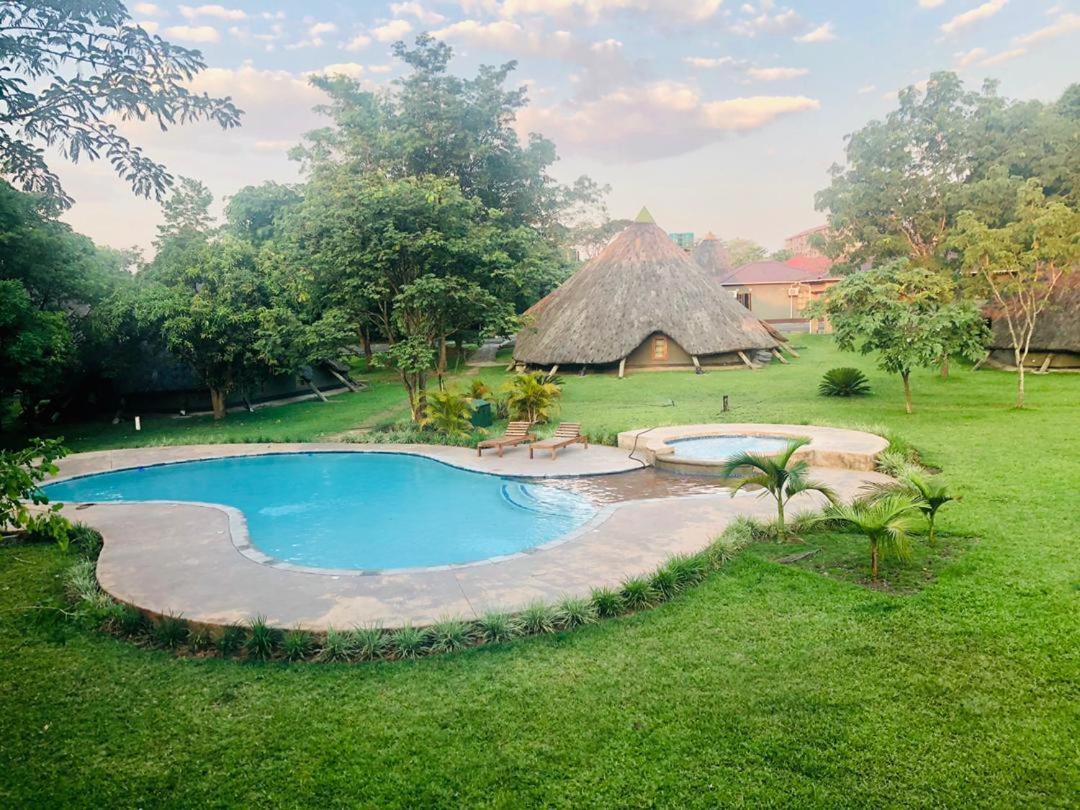 Njele Country Park Villa Ndola Exterior foto