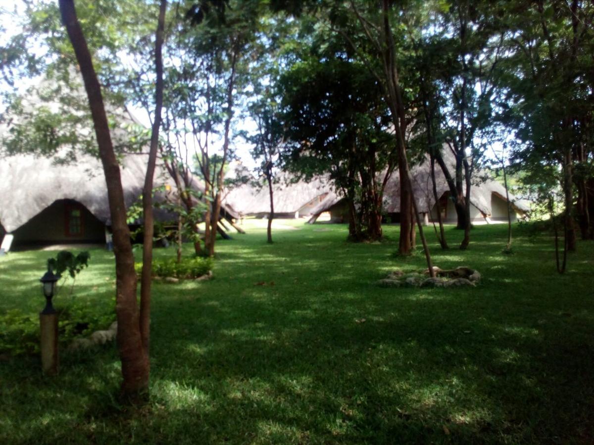 Njele Country Park Villa Ndola Exterior foto